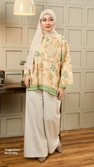 Blouse Lily In Wild Honey