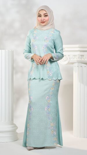 Kurung Moden Sakura In Mint Green