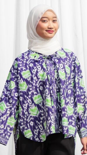 Kirana In Biru Alam